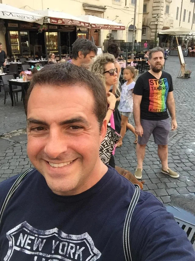 files/apaselfie1.webp